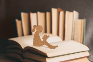 Odkryj świat mrocznych tajemnic – thrillery psychologiczne w taniej księgarni internetowej Matfel.pl